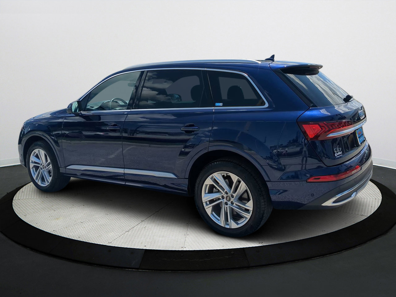 2021 Audi Q7 45 Premium Plus photo 5