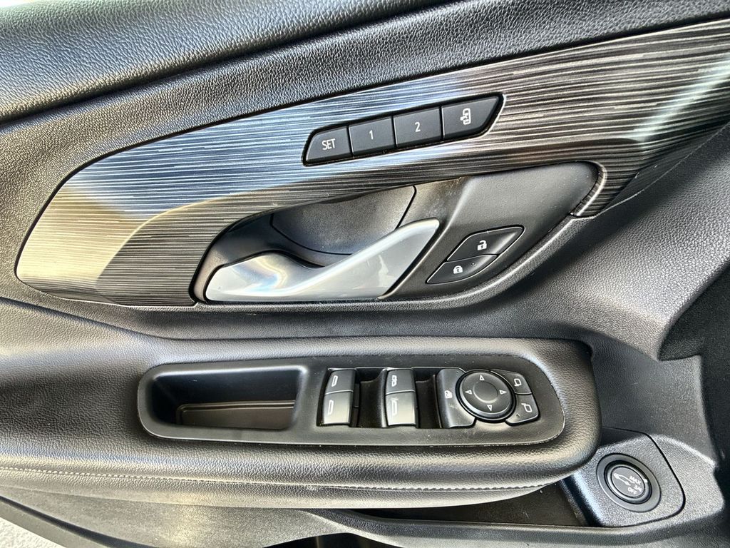 2022 Gmc Terrain SLT photo 22