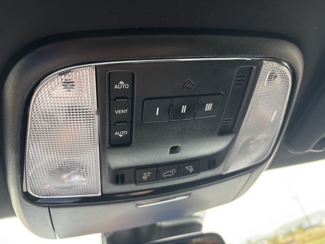2024 Dodge Durango R/T Plus photo 17