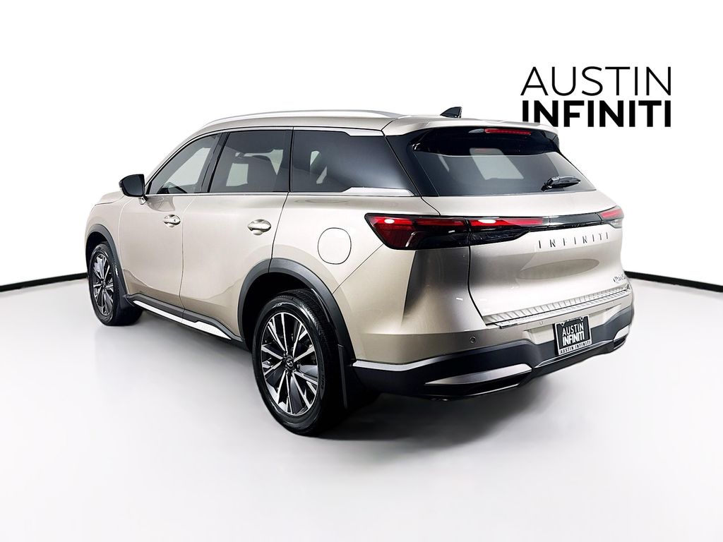 2026 Infiniti QX60 Luxe photo 5