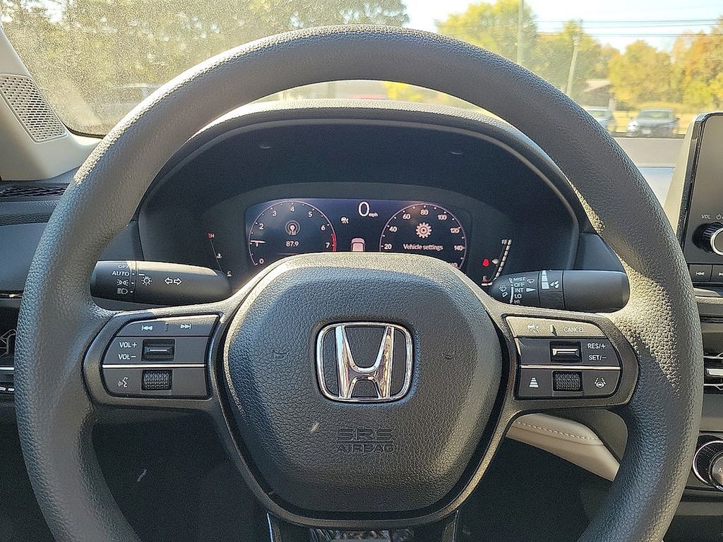 2025 Honda Accord 1.5T SE photo 9