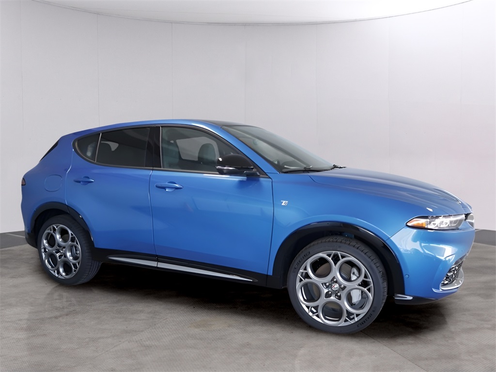2024 Alfa Romeo Tonale Ti photo 3