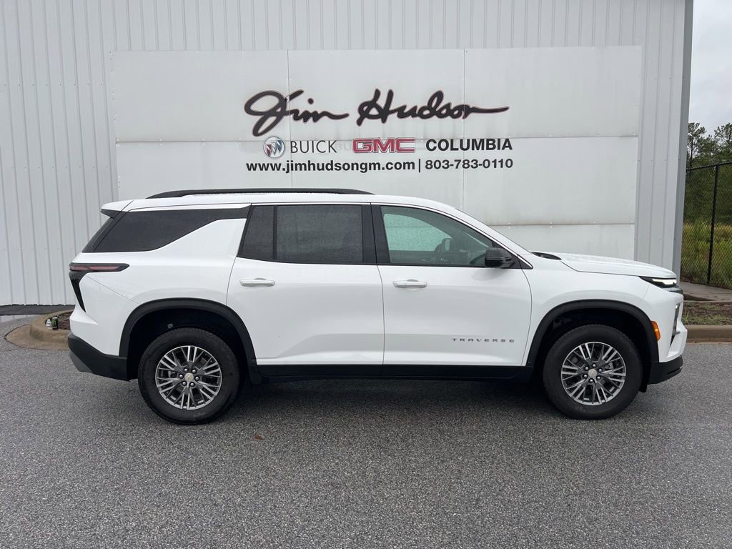 2025 Chevrolet Traverse 1LT photo 2
