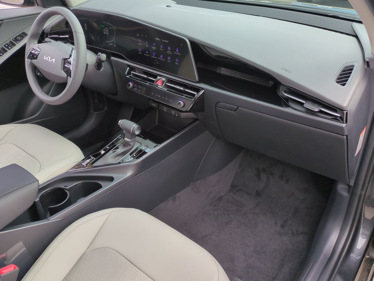 2025 Kia Niro EX photo 27
