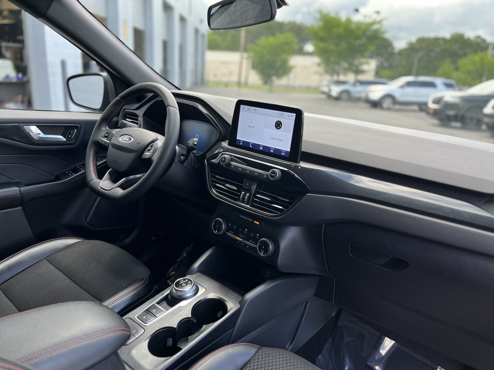 2024 Ford Escape ST-Line photo 27
