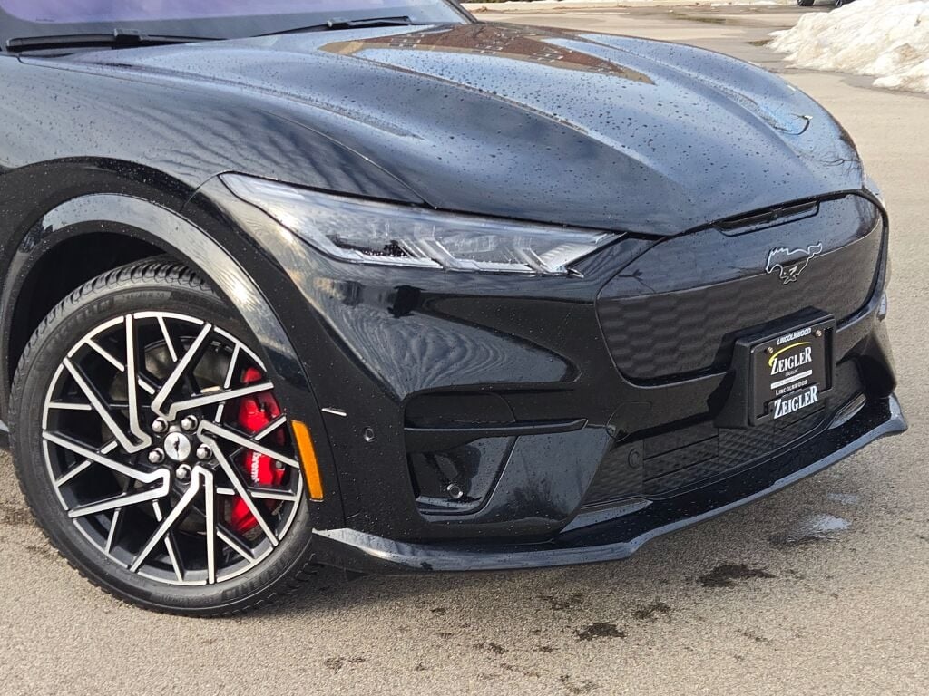 Used 2022 Ford Mustang Mach-E GT AWD with VIN 3FMTK4SX7NMA30671 for sale in Lincolnwood, IL