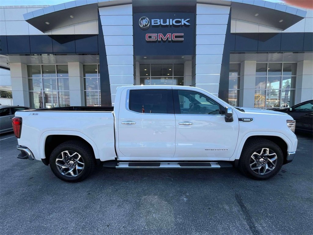 2026 Gmc Sierra 1500 SLT photo 2