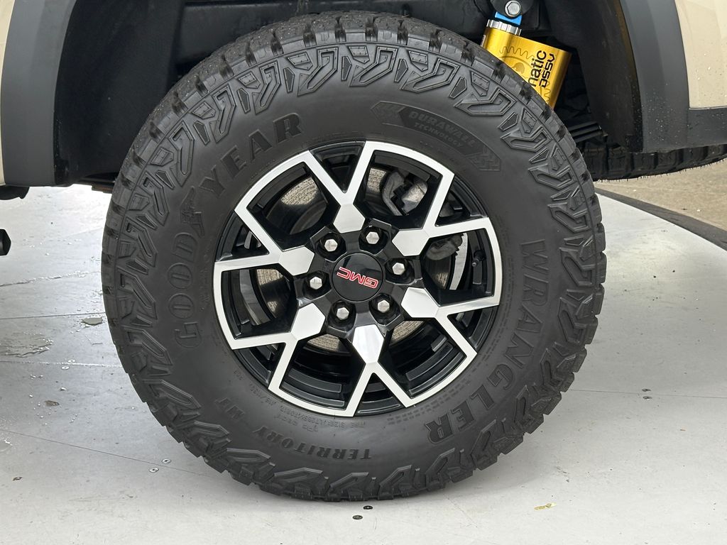 2023 Gmc Canyon AT4X photo 35