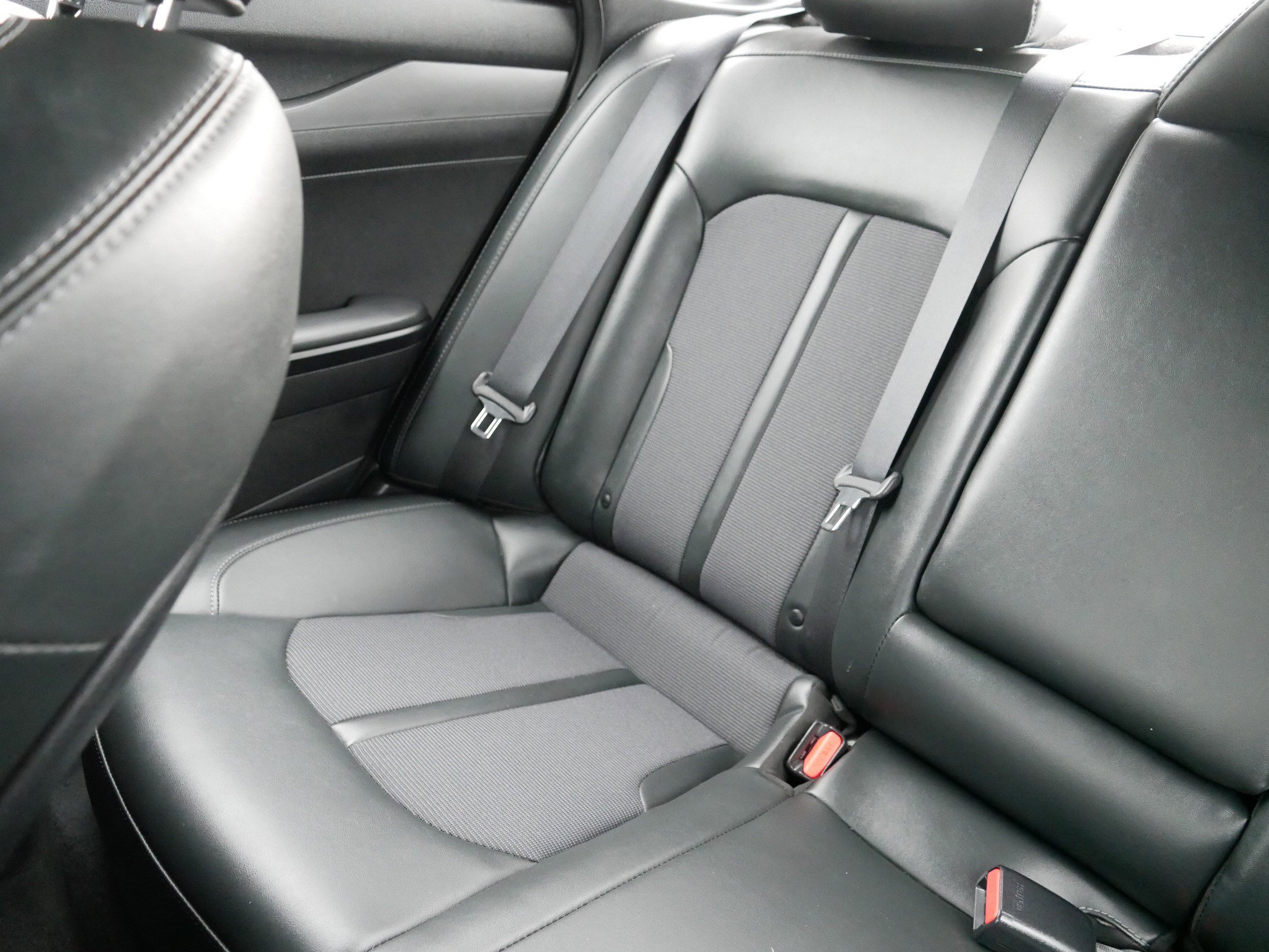 2022 Kia K5 GT-Line photo 12