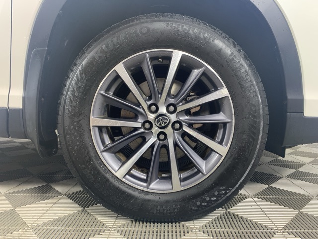 2019 Toyota Highlander XLE photo 8