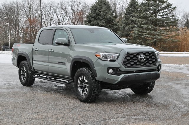 2022 Toyota Tacoma TRD Off Road's photo