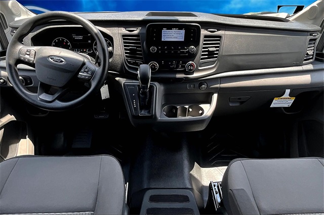 2025 Ford Transit photo 4
