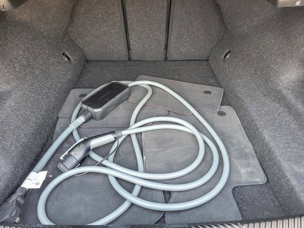 2025 BMW M5 - Image 23