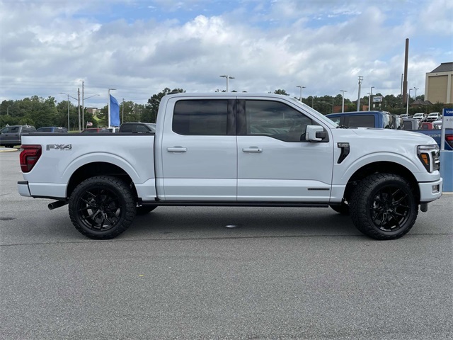 2025 Ford F-150 Platinum photo 4