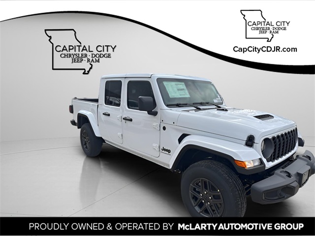 2026 Jeep Gladiator Sport S's photo