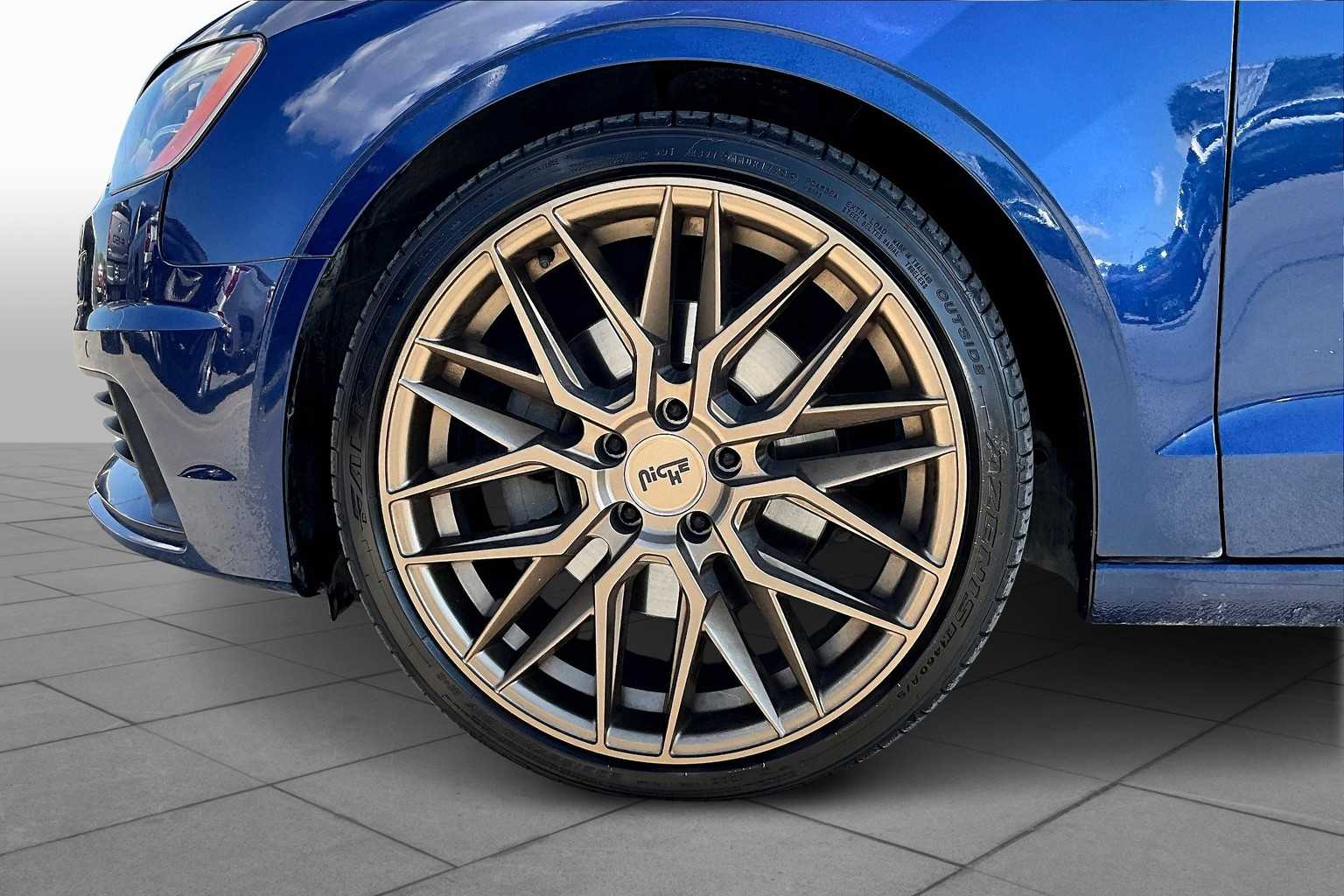 2016 Audi A3 1.8T photo 9