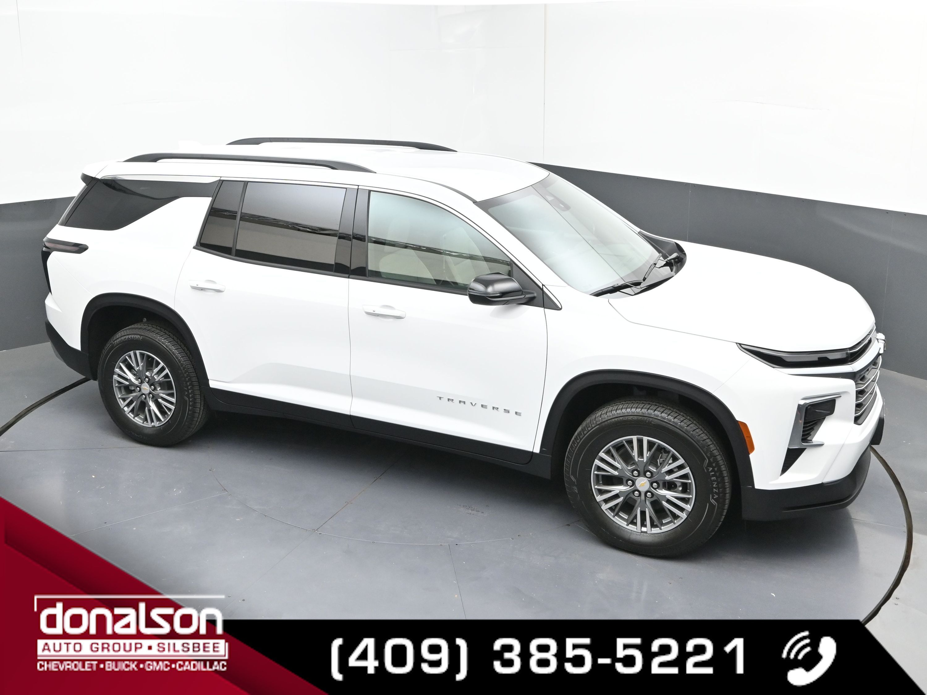 2026 Chevrolet Traverse photo 17