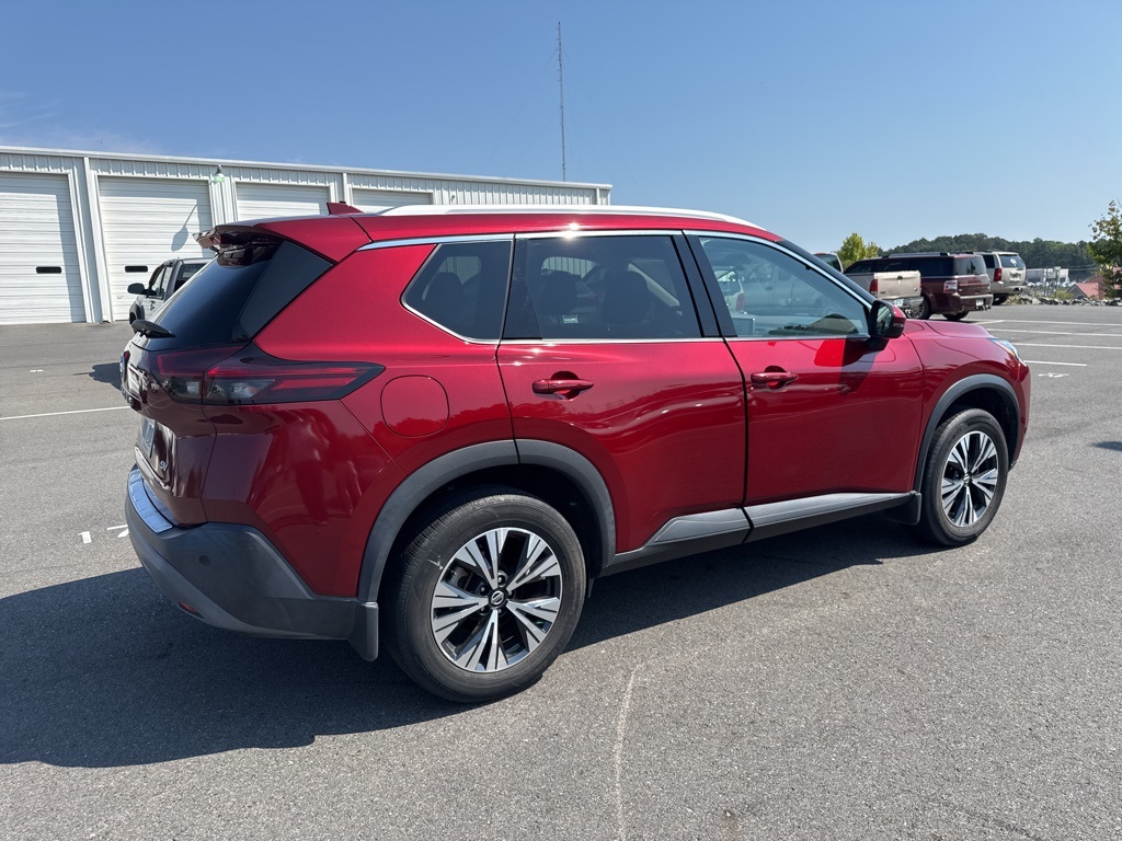 2021 Nissan Rogue SV photo 2