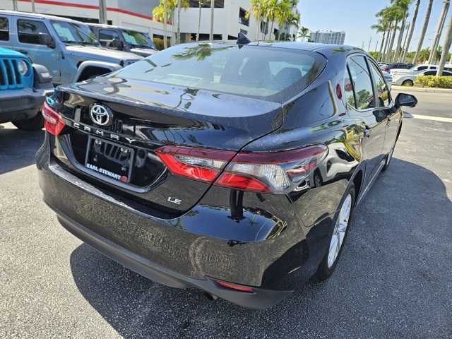 2023 Toyota Camry LE photo 8