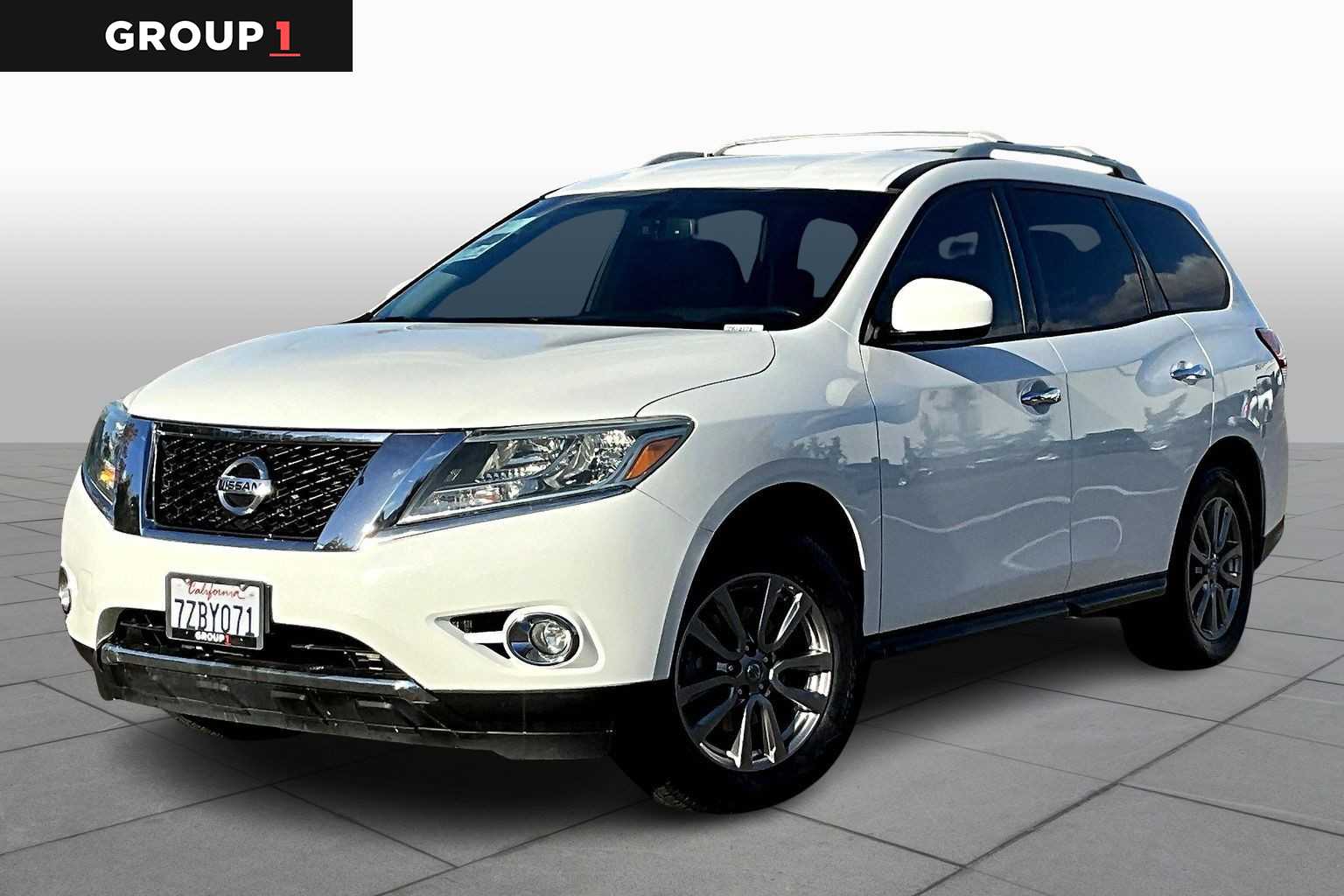 2016 Nissan Pathfinder SV