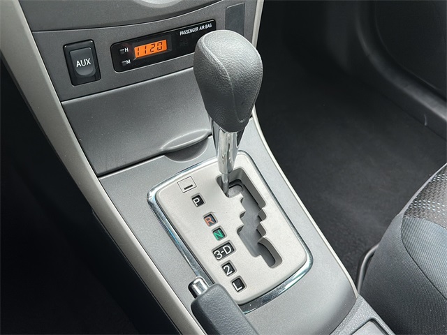 2011 Toyota Corolla S photo 26