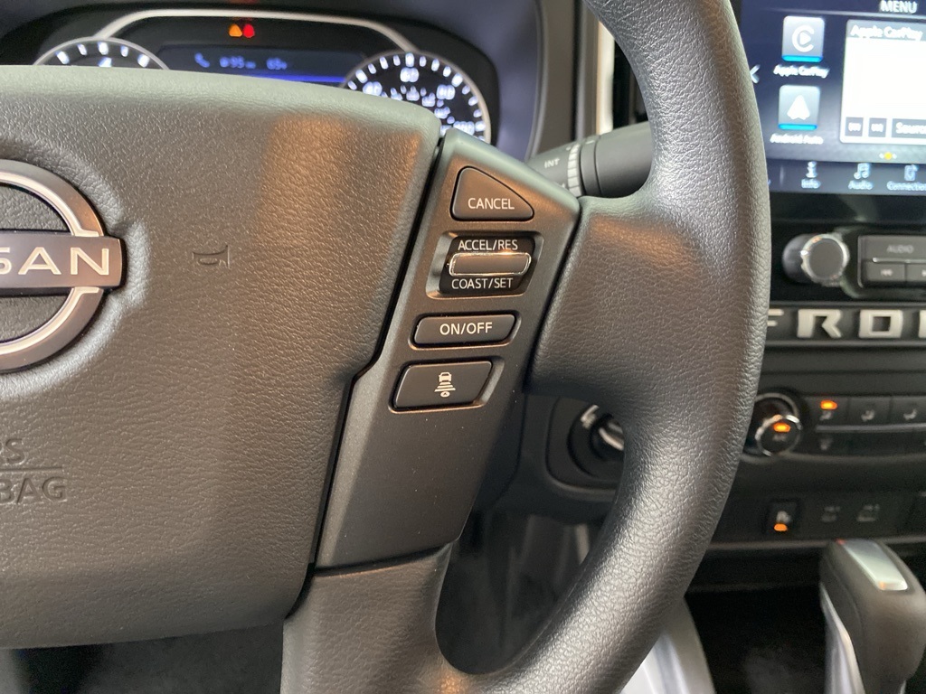 2025 Nissan Frontier SV photo 7