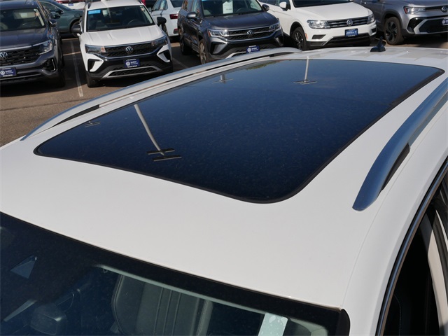2022 Volkswagen Tiguan SE photo 11