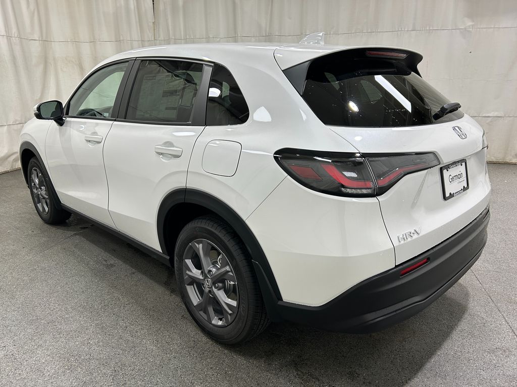 2026 Honda HR-V LX photo 4
