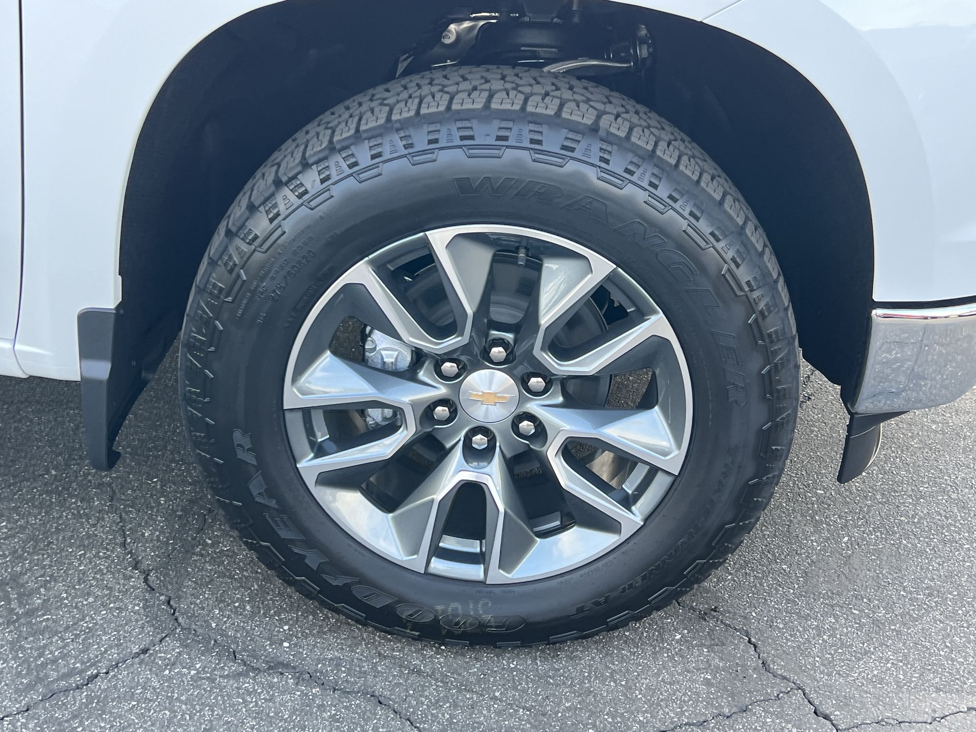 2026 Chevrolet Silverado 1500 LT photo 30