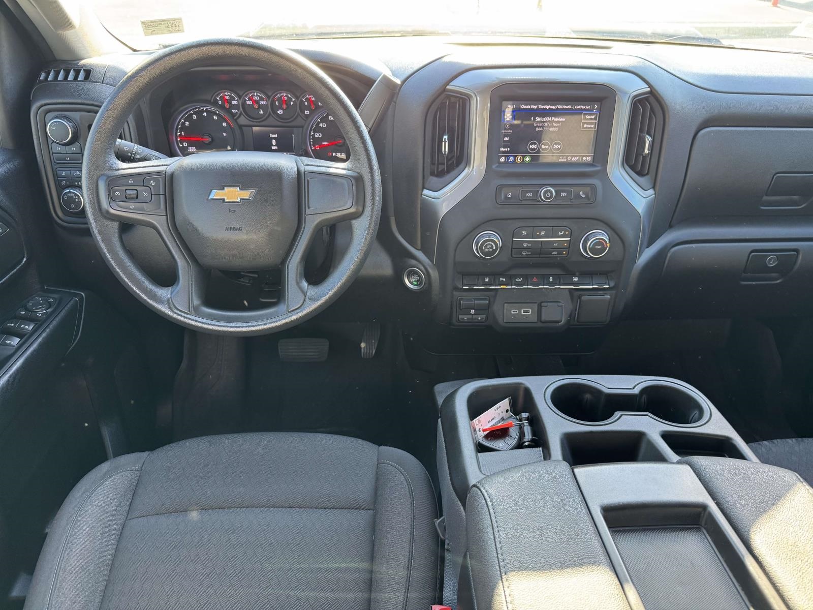 2024 Chevrolet Silverado 2500HD Custom photo 3