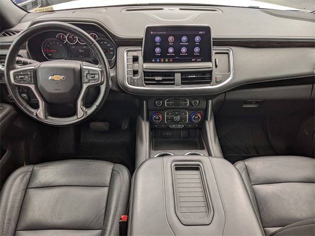 2021 Chevrolet Suburban LT photo 2