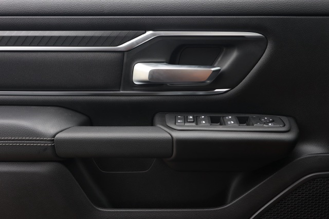 New 2026 Granite Crystal Metallic Clear-Coat Exterior Paint RAM Big Horn/Lone Star image 23