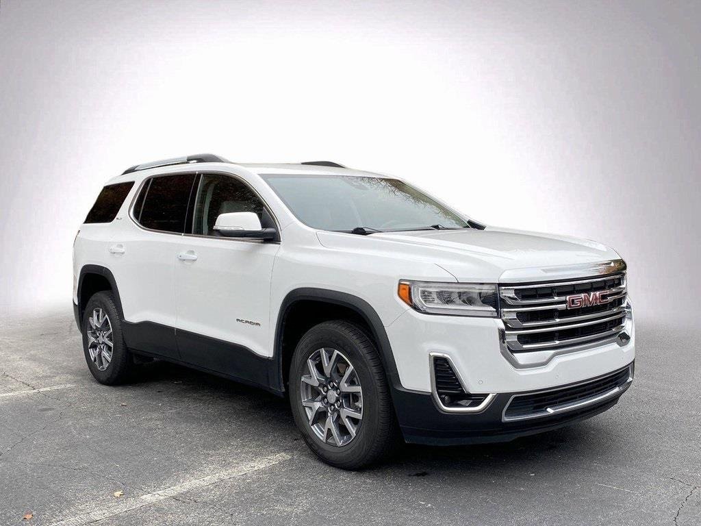 2023 GMC ACADIA - Image 5