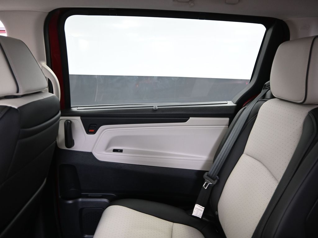 2025 Honda Odyssey Elite photo 40