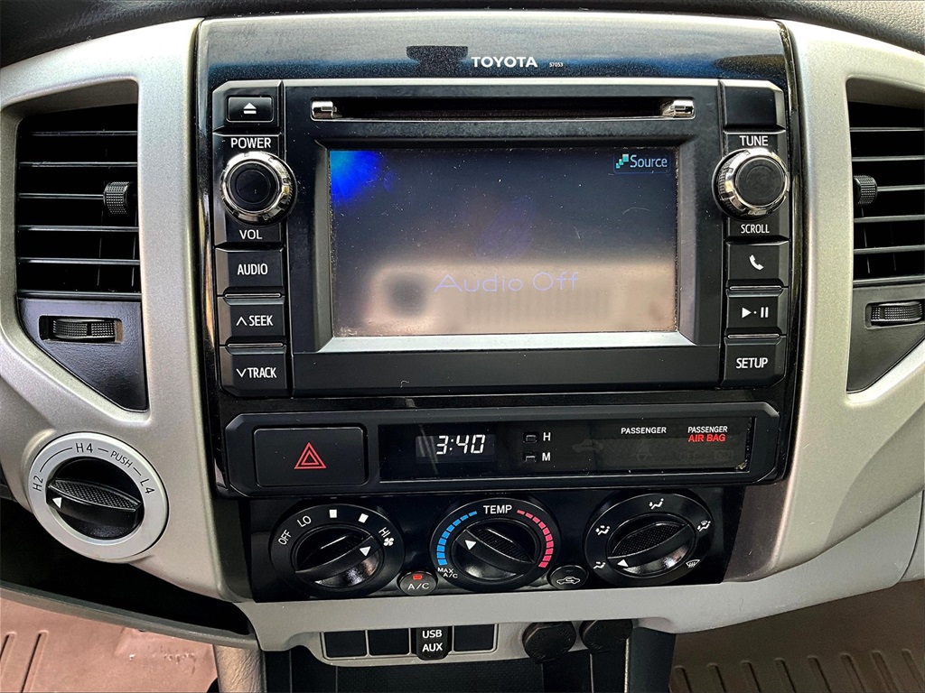 2013 Toyota Tacoma Base 4x4 Access Cab photo 19
