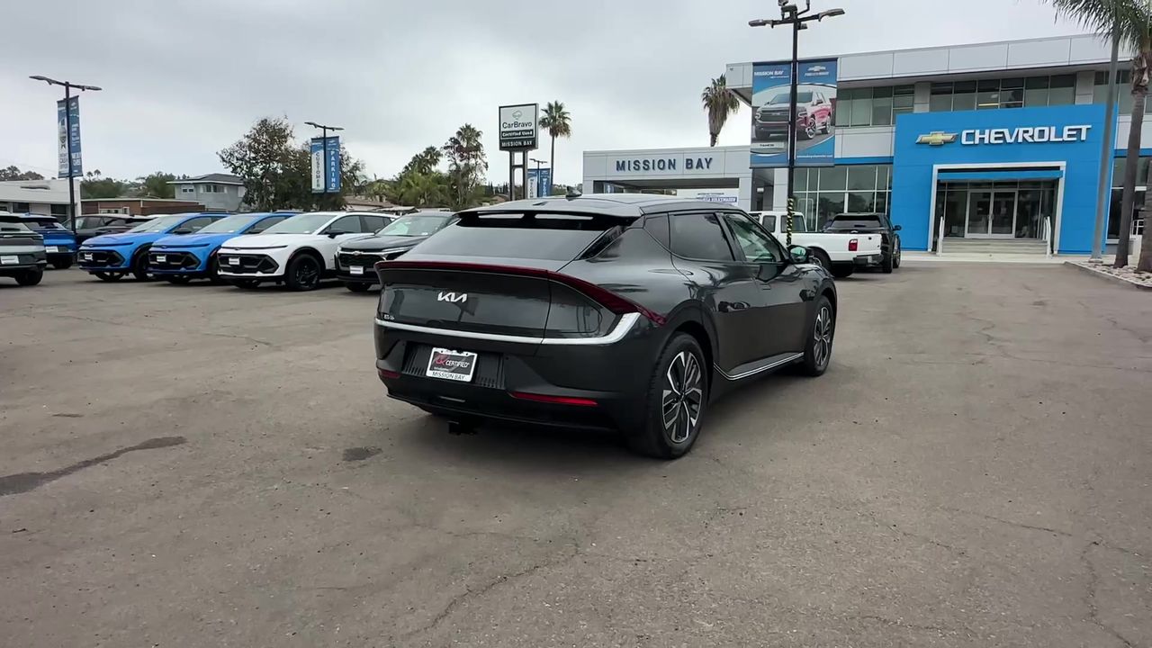 2022 Kia EV6 Light photo 7