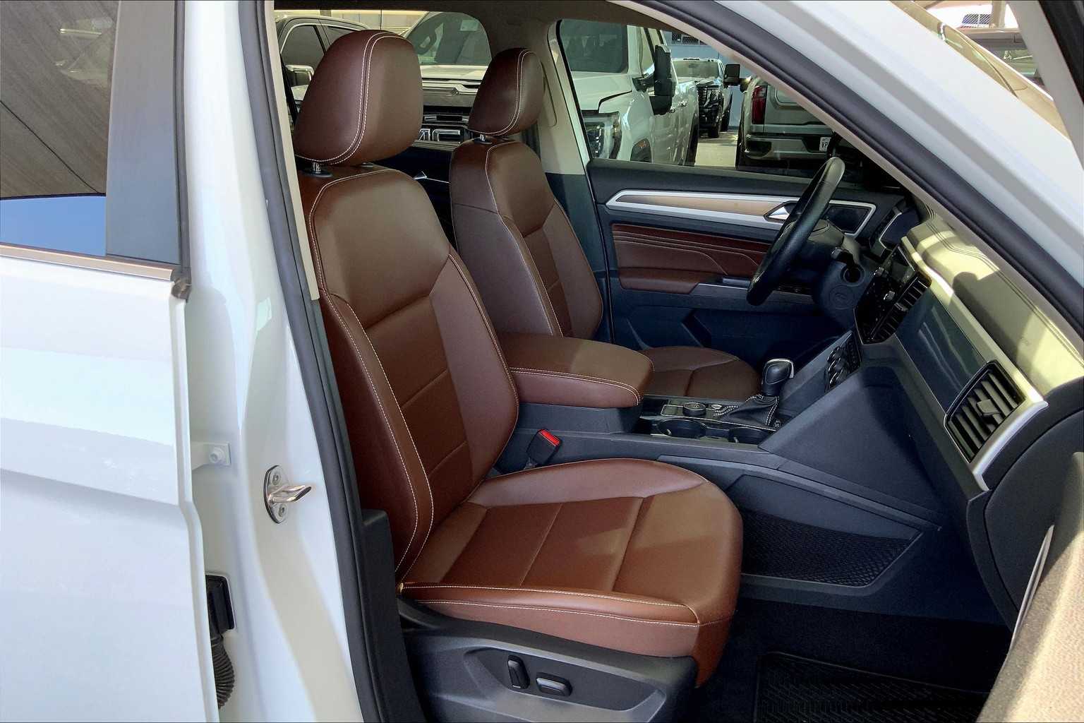 2021 Volkswagen Atlas V6 SEL R-Line photo 6