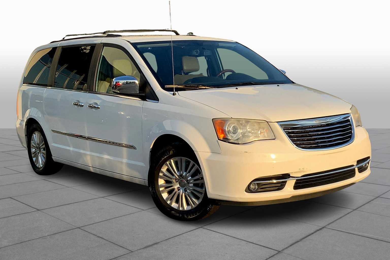 Used 2012 Chrysler Town & Country Limited with VIN 2C4RC1GG9CR266991 for sale in Columbus, GA