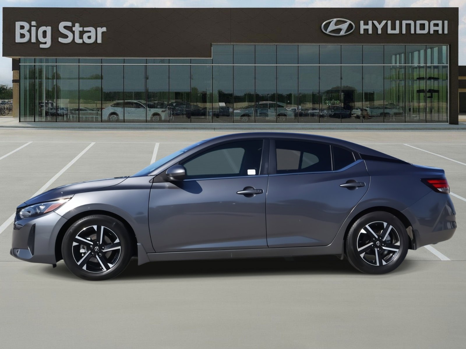 2025 Nissan Sentra - Image 2