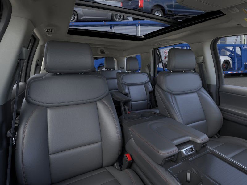 2025 Ford Expedition photo 10