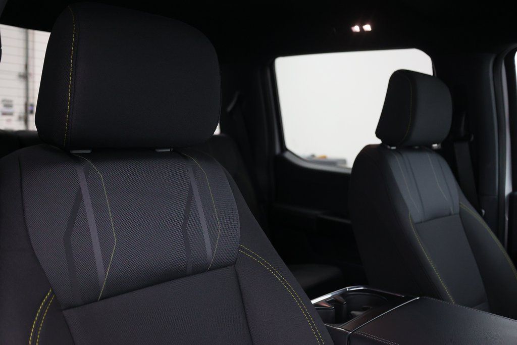 2025 Ford F-150 STX photo 17