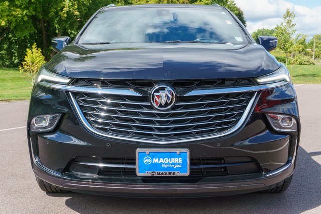 2023 Buick Enclave Essence photo 3