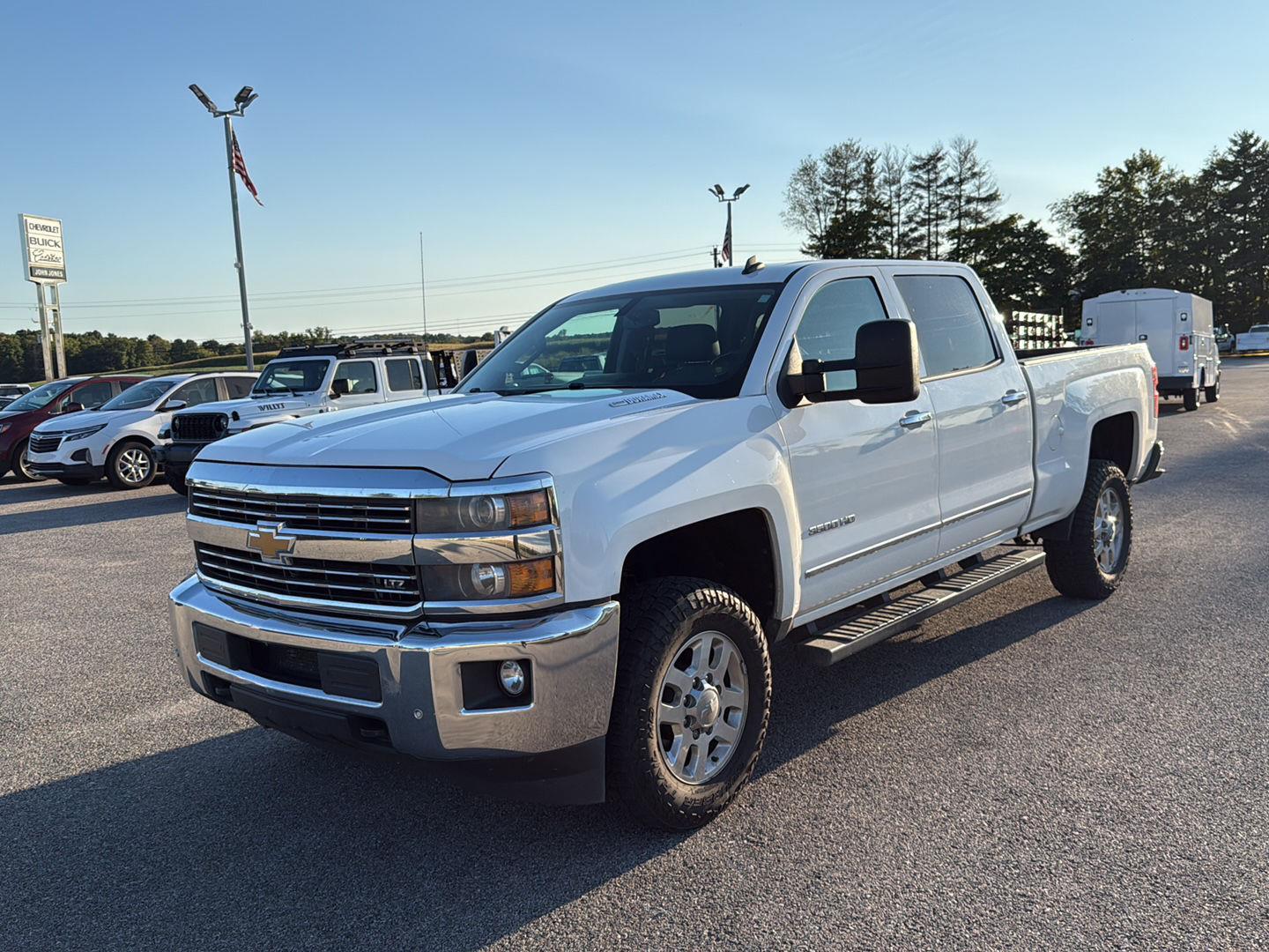 2015 Chevrolet Silverado 3500HD LTZ photo 2