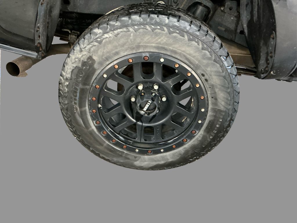 2018 Toyota Tacoma SR photo 15