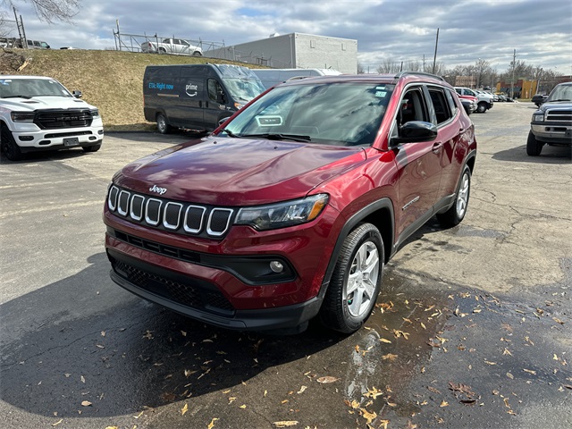 Certified 2022 Jeep Compass Latitude with VIN 3C4NJCBBXNT136987 for sale in Kansas City
