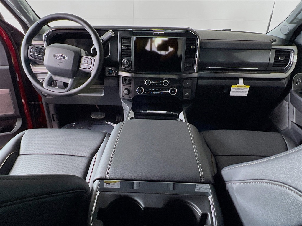 2025 Ford F-250 Lariat photo 7