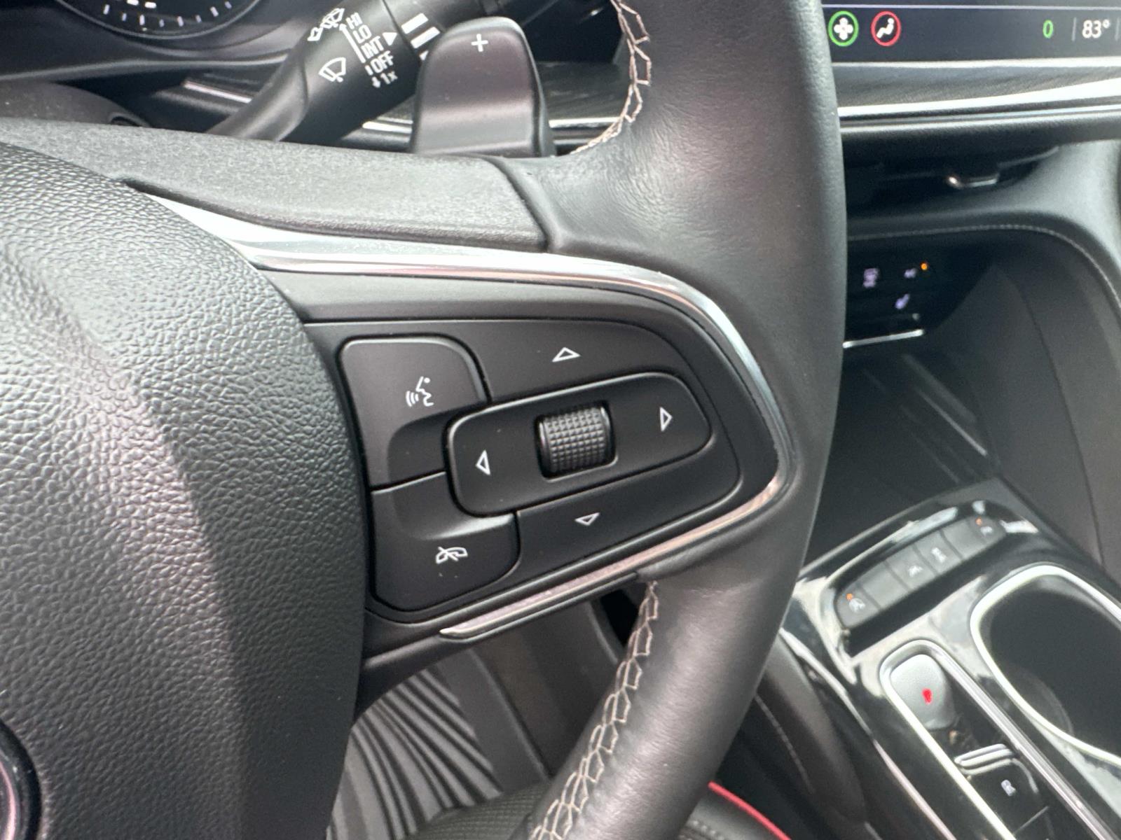 2022 Buick Envision Essence photo 22