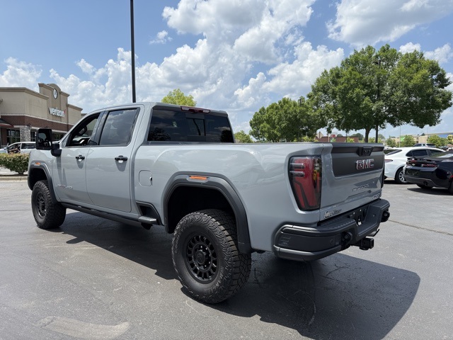 2024 Gmc Sierra HD AT4X photo 3