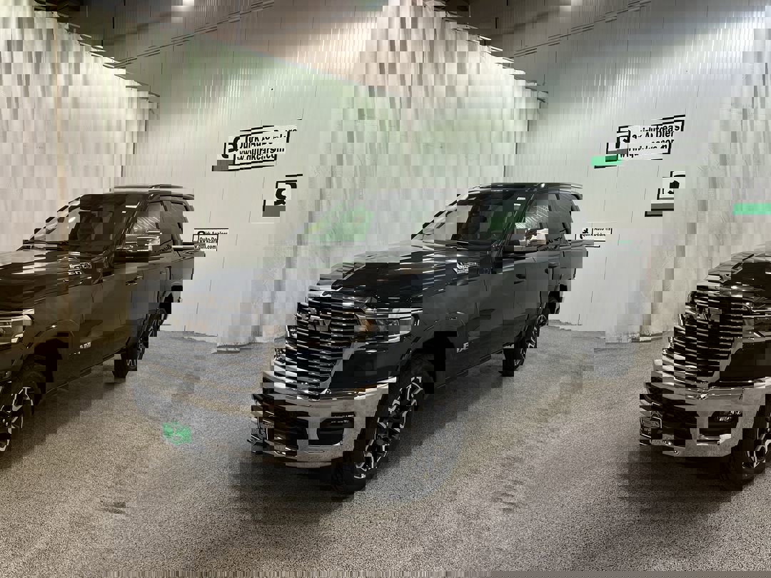 2026 Ram 1500 Laramie photo 2