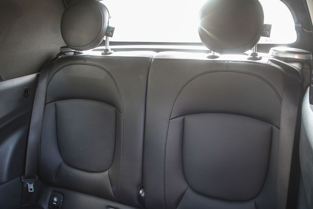2021 Mini Cooper Signature Convertible photo 23
